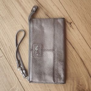 Coach wristlet Metallic Silver